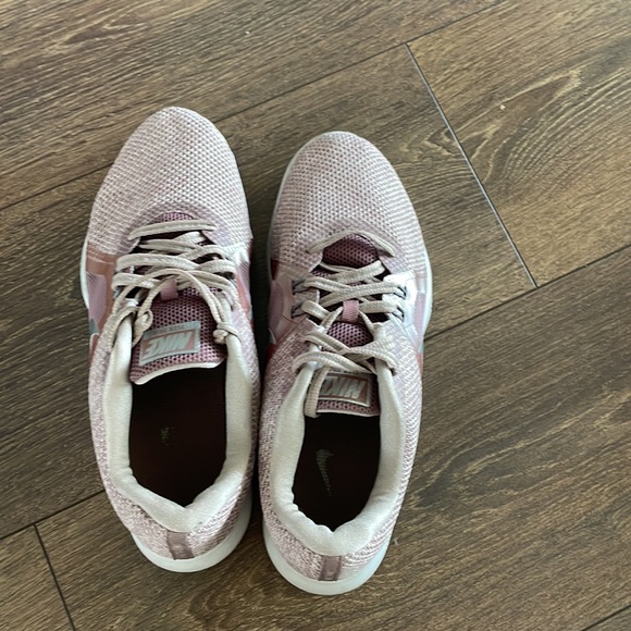 Nike Flex tr8 shoes for sale. Shipping price varies - Picture 4 of 4